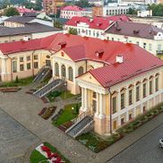 Дворец Бутримовича - фото 1