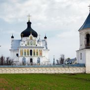 Свято-Никольский монастырь - фото 1