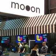 mooon