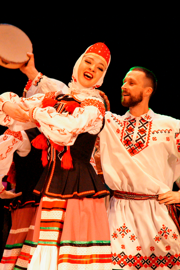 Вечар нацыянальнага мастацтва. Ансамбль танца, музыкi i песнi «Талака»