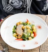 «Цезарь» с курицей (190/30 г)