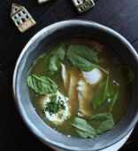 Sorrel soup with boiled egg (300/30/1pcs)