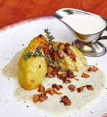 Pyzy with Pork and Fried Brisket (270 g)
