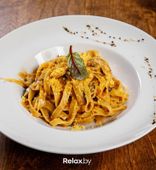 Феттуччине с индейкой и грибами в соусе Демиглас (350/2 г)