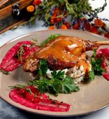 Country Fried Duck with Barley Porridge with Cranberry Sauce (110/150/50/30 g)