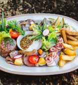 Мясное ассорти из домашних деликатесов с горчицей (300/75 г)