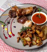 Nobility's Shashlik with Chanterelles and Potatoes (300 g)