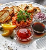 Тар-тар из лосося (120/90/40 г)