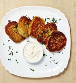 Драники со сметаной (200/50 г)