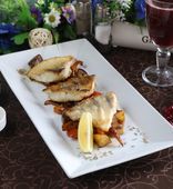 Судак с овощами под лимонным соусом (170/150/30 г)