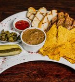 Appetizer with Homemade Chicken Pate (130/50/30/90/10 g)