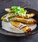 Pancakes with ricotta, spinach and Dorblu cheese (180/70/5 g)