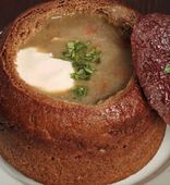 Похлебка грибная в хлебной чаше (250/20 г)