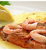Семга по-скандинавски с белым соусом и креветками (180/70/20/20 г)