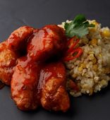 Курица в кисло-сладком соусе с рисом (420 г)