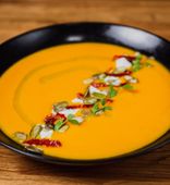 Pumpkin Soup with Goat Cheese (250/15/10/5/1 g)
