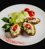 Картофельные лодочки с фаршмаком (320/40/5 г)