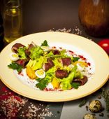 Салат с копченой уткой (160 г)