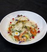 Цезарь с королевскими креветками фламбе (270 г)