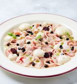 Молочная телятина с соусом «Вителло» (225 г)
