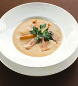 Гороховый суп с беконом и гренками (250/30/30 г)