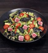 Салат с тунцом и пастой птитим (225 г)