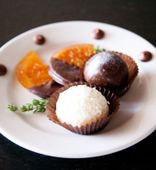 Конфета с марципаном и золотой пылью (handmade) (35 г)