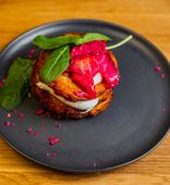 Potato pancakes with salmon and raspberries (350 g)