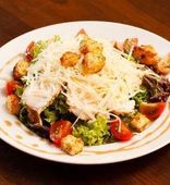 Салат «Цезарь» с курицей (250/2 г)