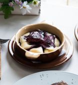 Handmade Varenyky with Cottage Cheese and Blueberry Sauce (250/70 g)