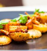 Potatoes with Chanterelle mushrooms (150/50/2 g)