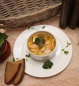 Уха королевская с лососем и треской (260/40 г)