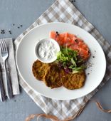 Рёсти овощные с сёмгой и соусом тартар (120/50/40/5 г)