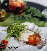 Карточчо с филе лосося и икорным соусом (400/50/35)