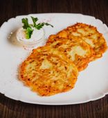 Драники со сметаной (200/50 г)