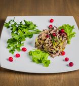 Salad "Zhuraviny" (190/15/5 g)