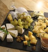 Сырное плато (330 г)
