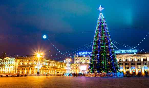 Искусство, кино, волшебные шоу и атмосферные премьеры. Куда пойти на выходных в Минске?