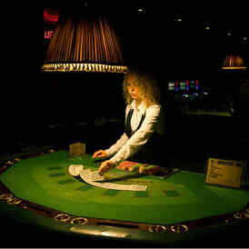 Максвелл казино казино 21 век
