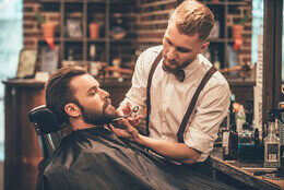 Специальная цена на комплекс «Мужская стрижка + стрижка бороды» – 35 руб.