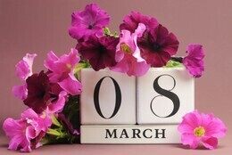 Акция «8 марта для всех девушек посещение тренажерного зала бесплатно»