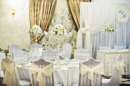 Акция «Декор зала в подарок, при проведении свадьбы в будний день»
