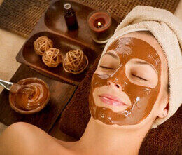 Скидка 40% на шоколадный косметический массаж лица, шеи и декольте + шоколадная крем-маска