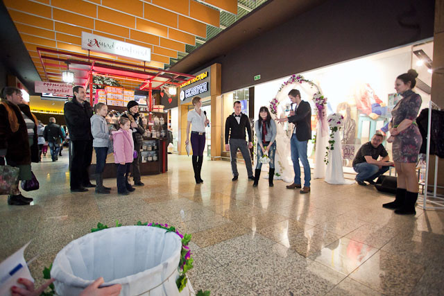 Магазин одежды People: «Хочу замуж и новое платье!», фото № 16