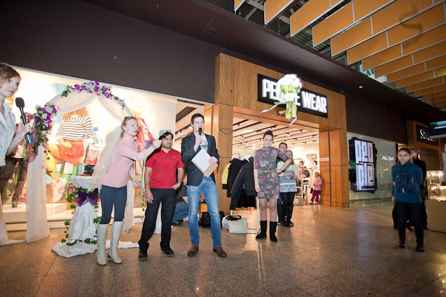 Магазин одежды People: «Хочу замуж и новое платье!», фото № 9