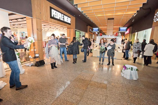 Магазин одежды People: «Хочу замуж и новое платье!», фото № 133