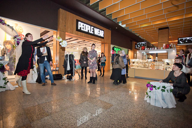 Магазин одежды People: «Хочу замуж и новое платье!», фото № 67