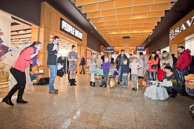 Магазин одежды People: «Хочу замуж и новое платье!», фото № 185