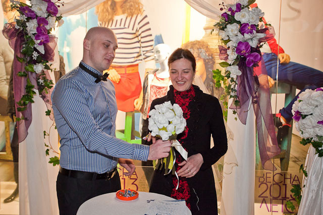 Магазин одежды People: «Хочу замуж и новое платье!», фото № 64