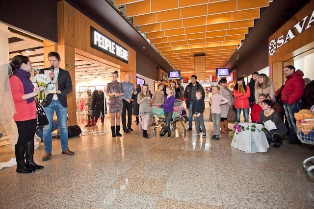 Магазин одежды People: «Хочу замуж и новое платье!», фото № 183